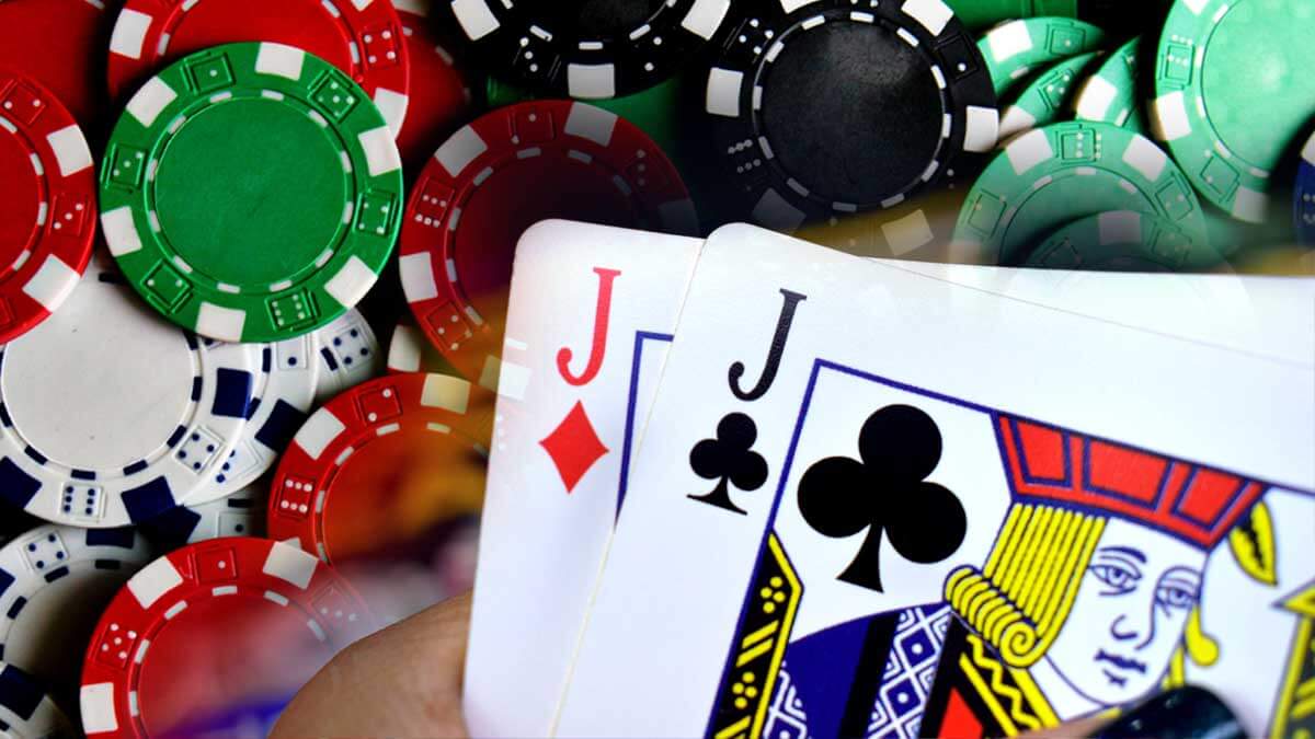 Navigating the Virtual Tables: Online Poker Betting Strategies