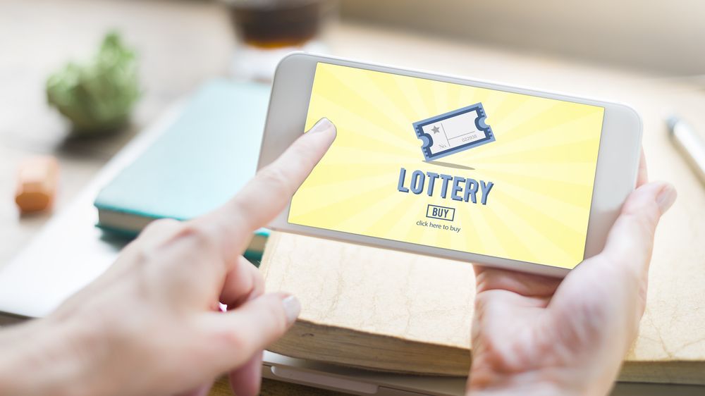 Navigating the Numbers: Tips for Winning Prizes in Online Lotteries