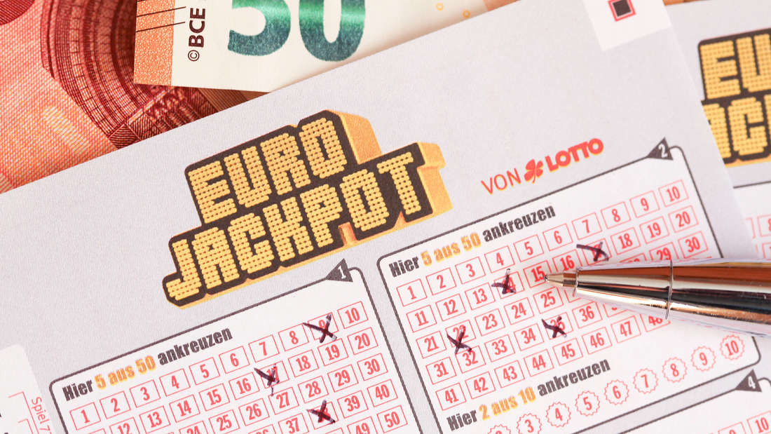 How to Play and Win Big in Online Lotteries