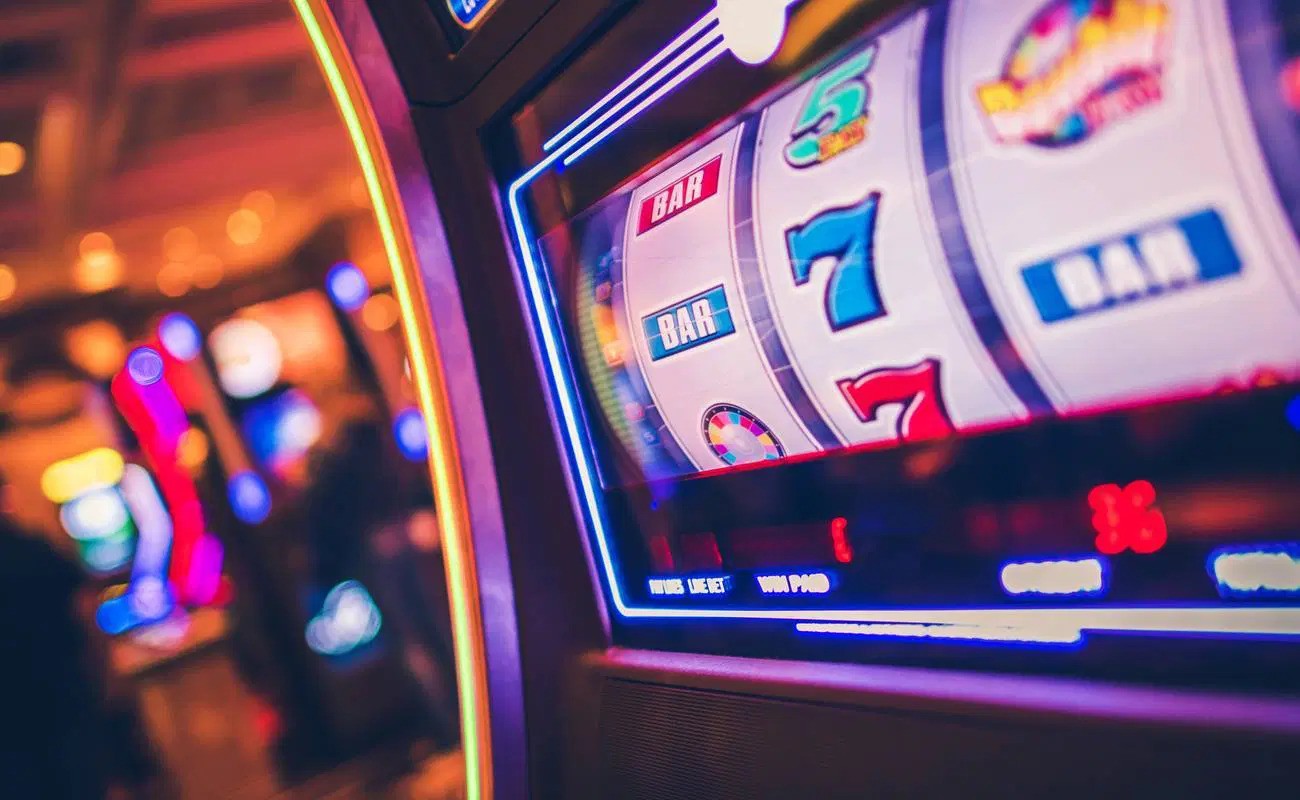 Unlocking the Thrills: Exploring the World of Online Slot Games