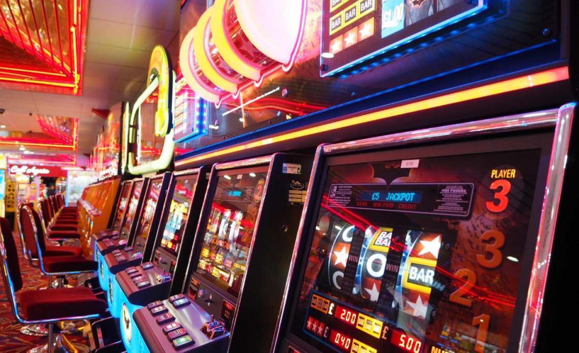 Exploring the Thrilling World of Slot Games