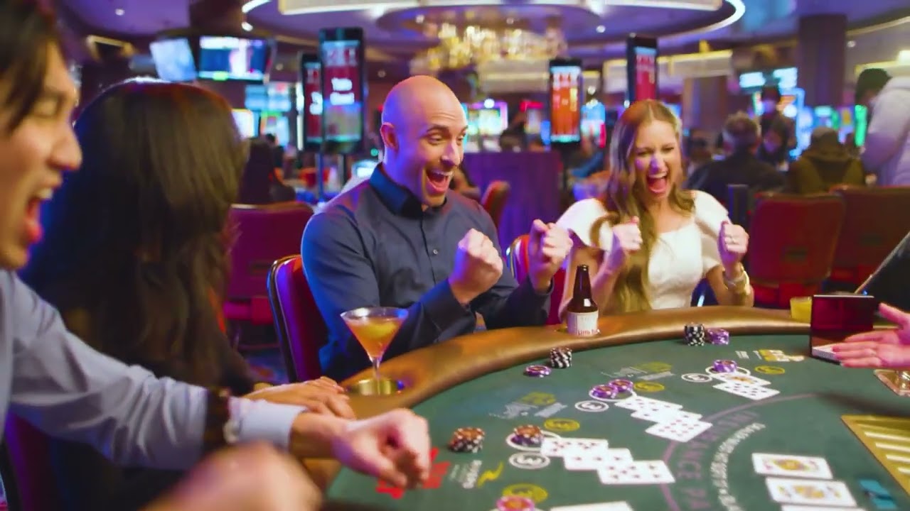 The Rise of Online Casinos: A Modern Gambling Revolution