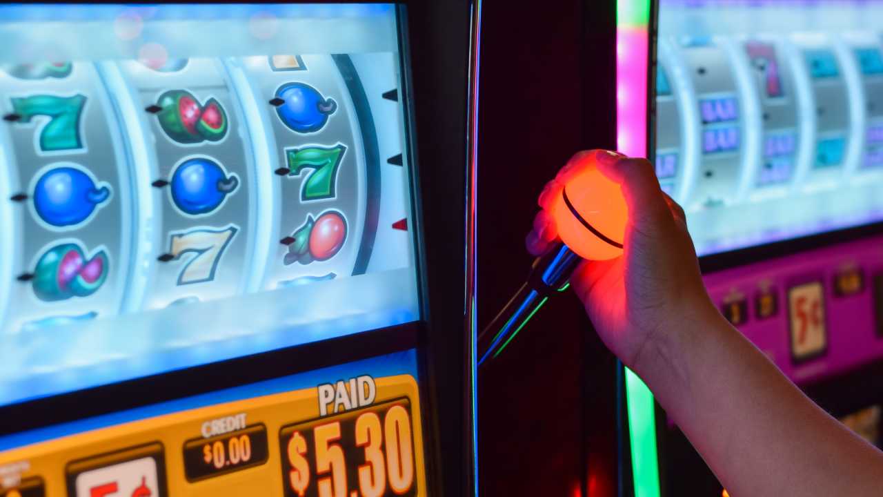 The Evolution of Online Slots: A Digital Gaming Phenomenon